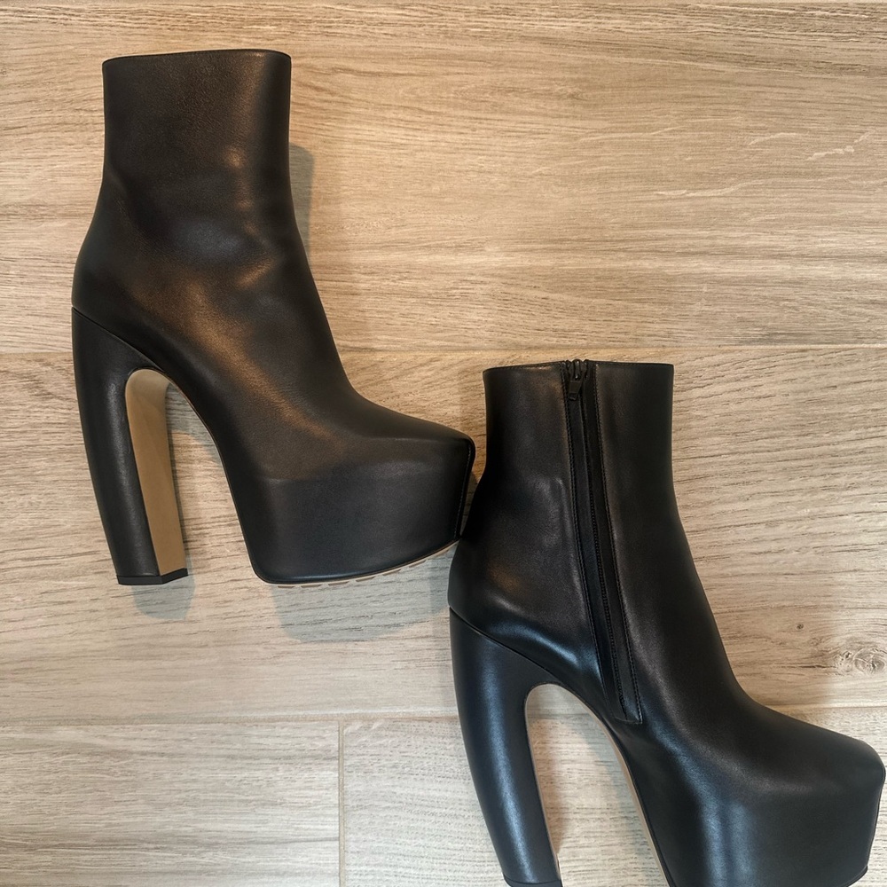Bottega Veneta Mostra Platform Boot Brand New without Box 41 - Picture 2 of 11